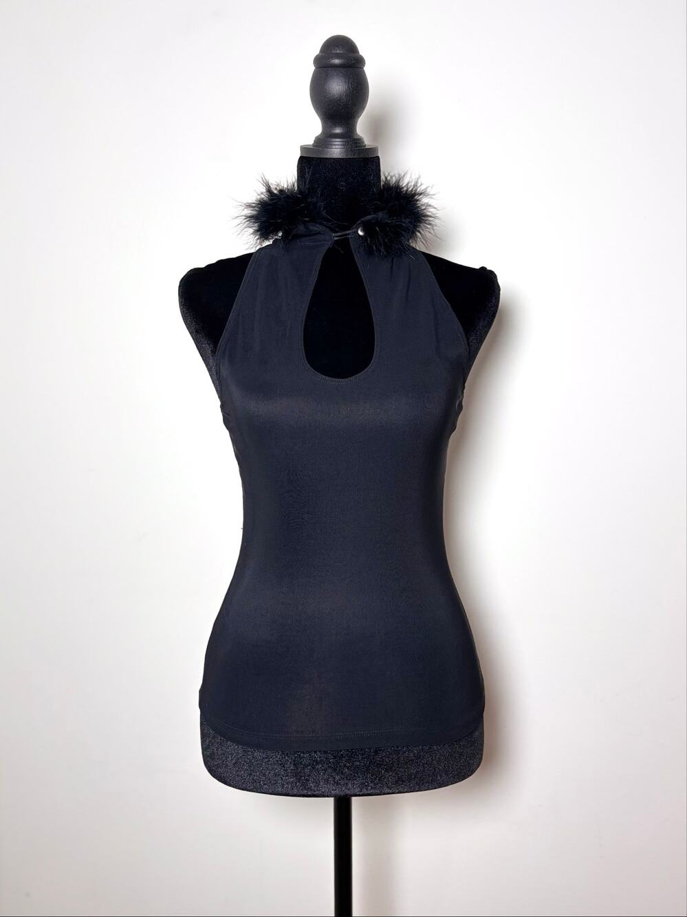Vtg Y2K Black Slinky High Neck Fur Trim Keyhole Cutout Fitted Sleeveless Top